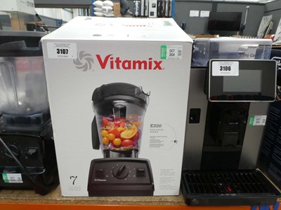 Lot 3107 - Vitamix E320 series blender