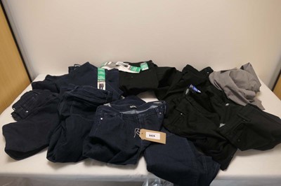 Lot 15 pairs of trousers to include Kirkland and...