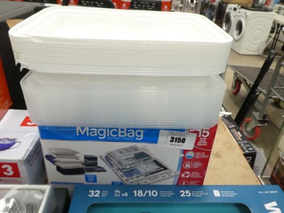 Lot 3150 - Box of magic bags plus bowls, tumblers etc