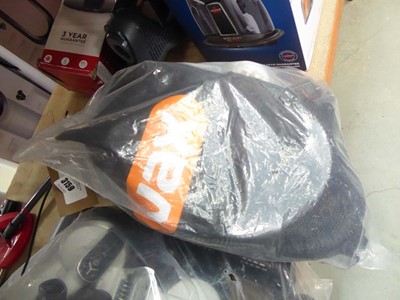 Lot 3252 - Bag of various vacuum accessories and parts