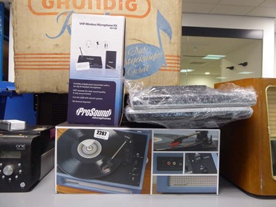 Lot 2267 - Crosley turntable, 2x Acer LED monitors, Pro...