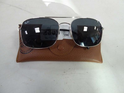 Lot 2350 - pair of Ray-Ban sunglasses in a case