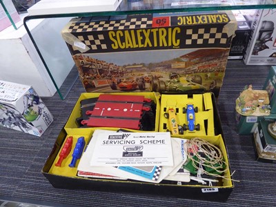 Lot 2185 - Boxed vintage Scalextric set No. 50