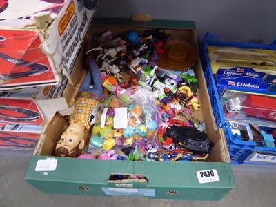 Lot 2470 - Box containing various toy figures including...