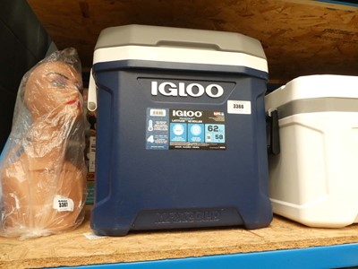 Lot 3366 - Igloo Max Cold roller coolbox