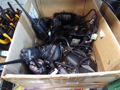 Lot 2489 - Box containing various Motorola walkie talkies