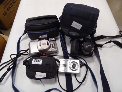 Lot 2541 - Various cameras