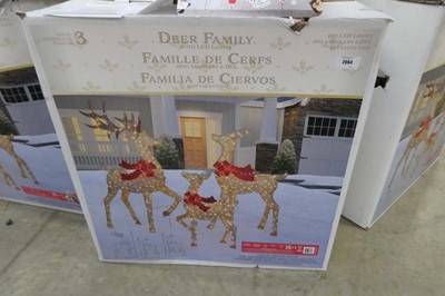 Lot 2064 - Set of 3 gold glitter reindeer set