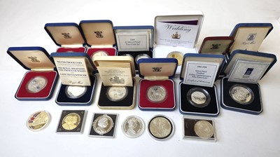 Lot 420 - A collection of nineteen various commemorative...