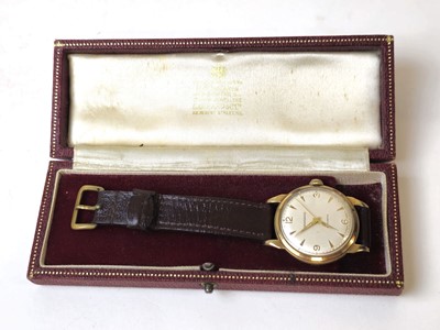 Lot 596 - A gentleman's 9ct gold Garrard automatic...