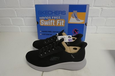 Lot 1319 - Boxed pair of men's Skechers hands free swift...