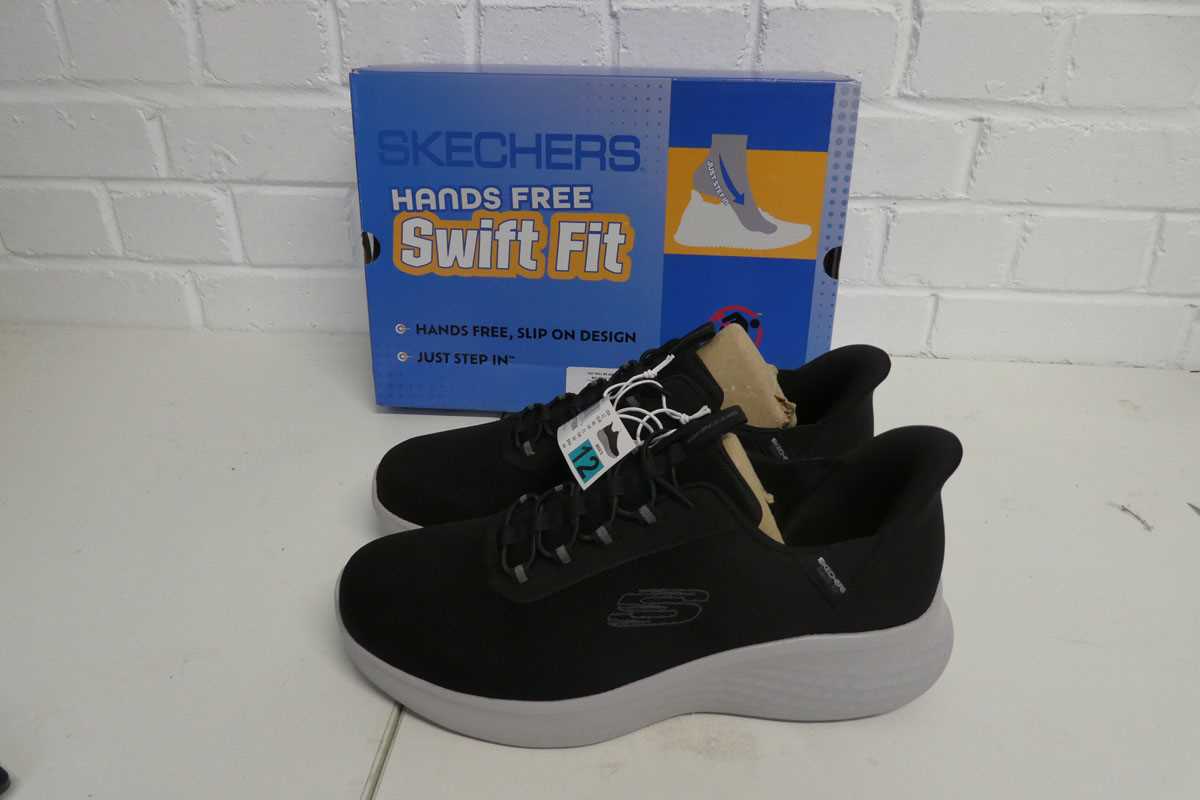 Lot 1322 - Boxed pair of men's Skechers hands free swift...