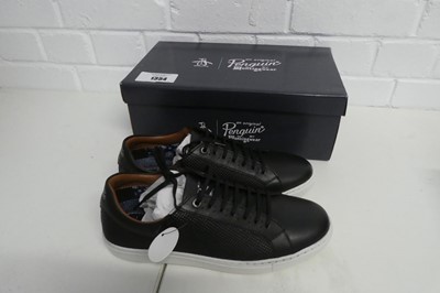 Lot 1354 - Boxed pair of mens Penguin paxton trainers in...