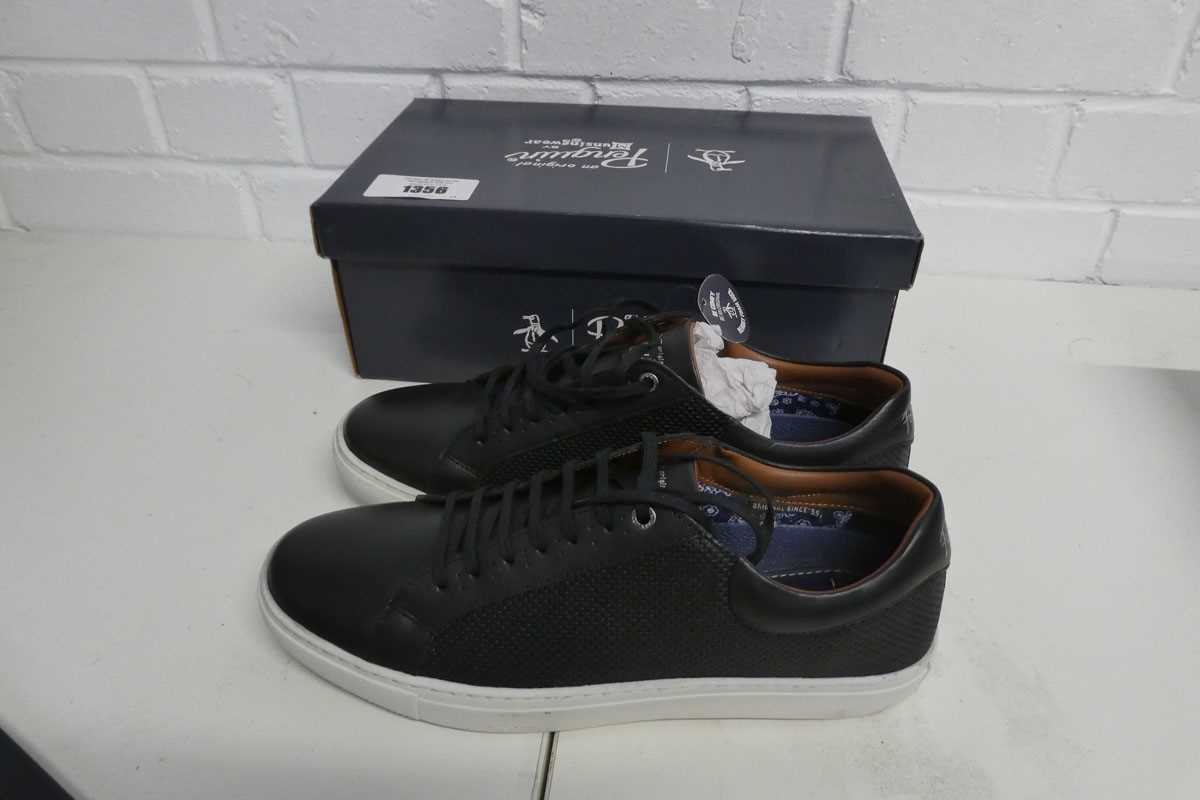 Lot 1356 - Boxed pair of mens Penguin paxton trainers in...