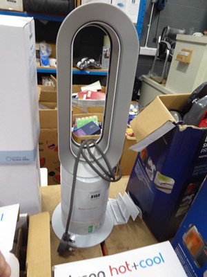 Lot 3165 - Unboxed Dyson Hot+Cool AM09 Jet Focus fan, no...