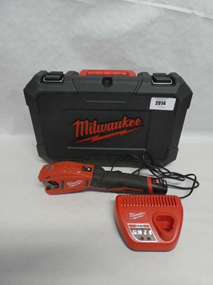 Lot Cased Milwaukee C12-PC 12V red lithium...