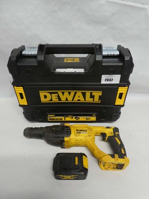 Lot Cased DeWalt (DCH033M2) 18V XR brushless...