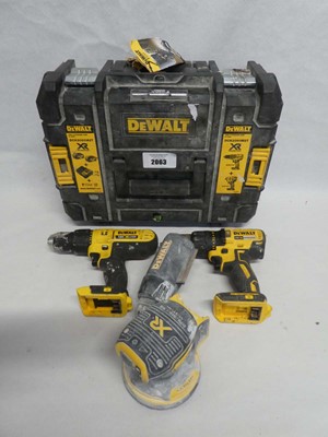 Lot DeWalt (DCD776) XR brushless 18V combi drill...