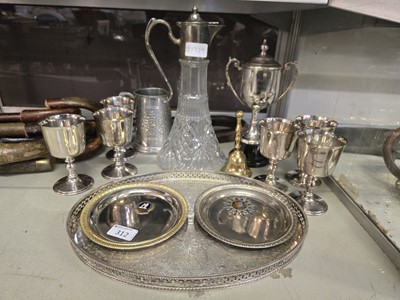 Lot 312 - An assortment of plated ware to include...