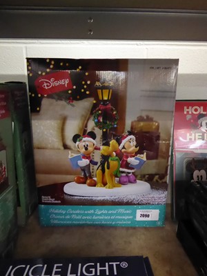 Lot 2090 - Disney Holiday Carolers set with integral...