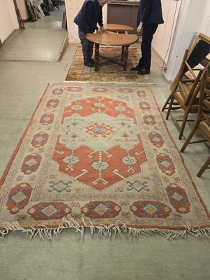 Lot 29 - A large rectangular eastern style rug