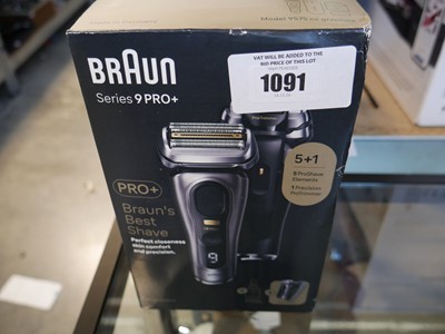 Lot 1091 - Braun Series 9 Pro shaving set, boxed