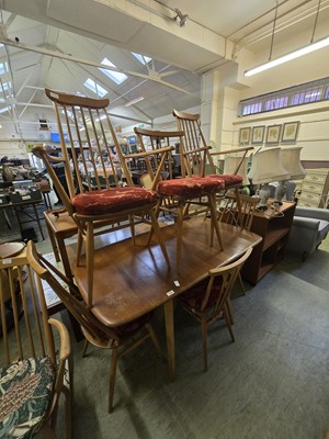 Lot 124 - A light Ercol extending dining table with a...