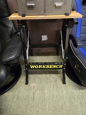 Lot 152 - A folding workbench