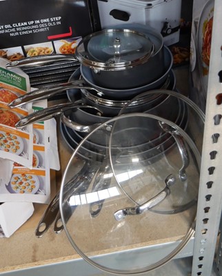 Lot 1147 - 10 piece Greenpan cookware set