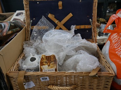 Lot 1234 - Hamper containing ceramics