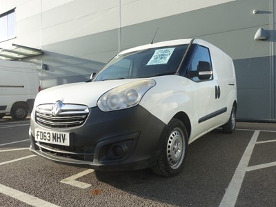 Lot 4002 - (FD63 MHV) 2014 Vauxhall Combo 2300 L2H1 CDTI...