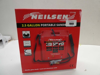 Lot 4602 - Neilson 2.5 gallon portable sandblaster