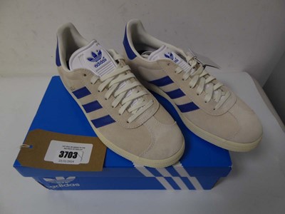 Lot 3703 - Boxed pair of men's Gazelle A Club Manchester...