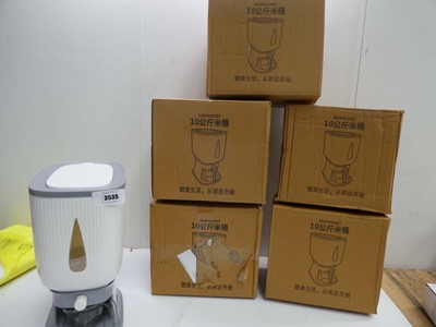 Lot 3535 - 6 x Drop buckets / cereal / food dispensers