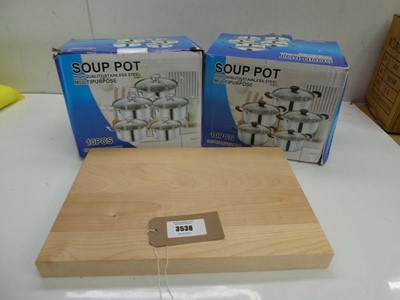 Lot 3538 - 2 x 10 piece soup pots and wooden chopping board