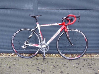 Lot 4022 - Kinesis KR510 white and red carbon racing bike