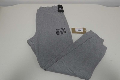 Lot Emporio Armani joggers in grey size large