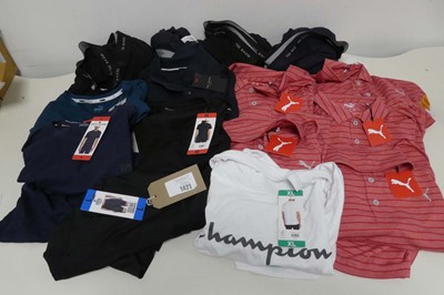 Lot Approx. 15 branded items of clothing to...