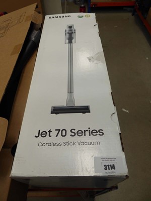 Lot 3137 - Samsung Jet 70 Series cordless stick vacuum...