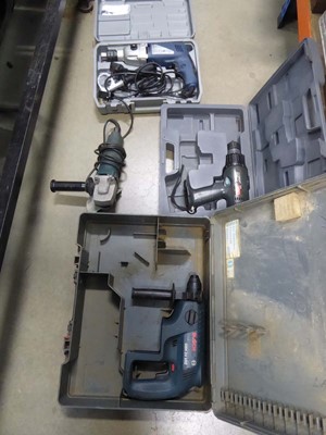 Lot 4519 - Assortment of tools to include 240v angle...