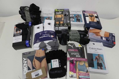 Lot Mixed lot of mens and womens underwear, socks,...