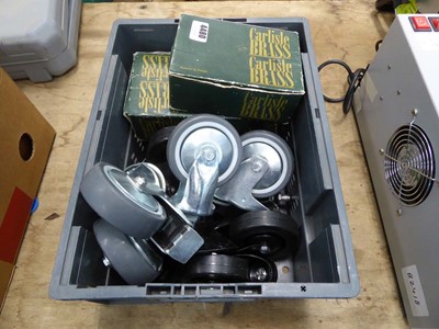 Lot 4480 - An assortment of castors