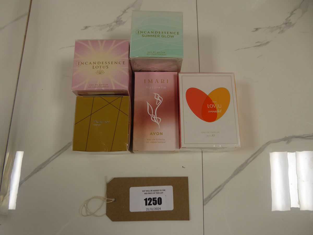 Lot 1250 - 5x Various Avon perfumes