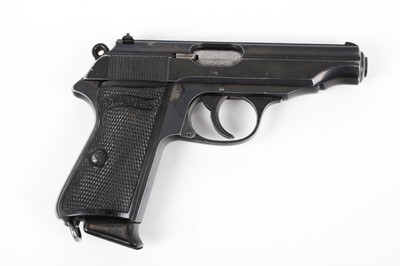 Lot 519 - (S5) 7.65mm Walther PP semi-automatic pistol,...