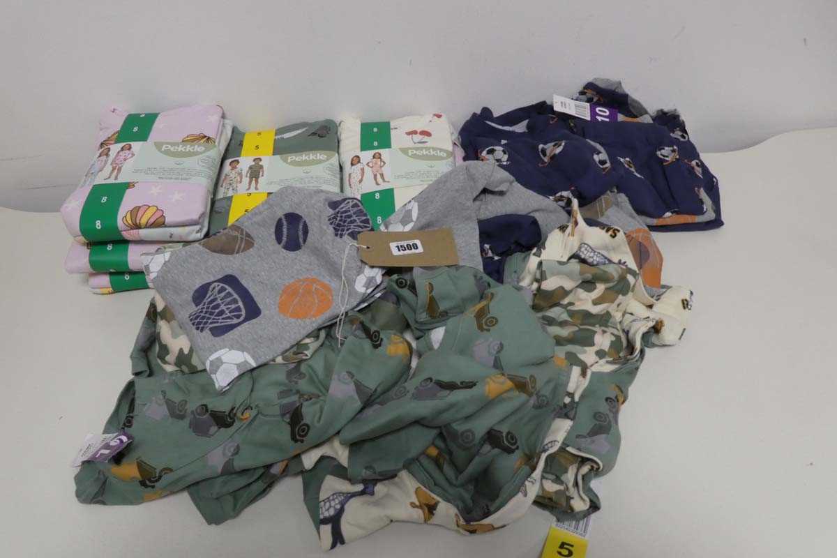 Lot 1500 - A quantity of children's sleepwear by Pekkle