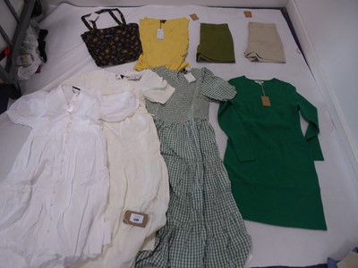 Lot 1289 - Selection of Boden and NoBody's Child clothing