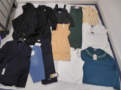 Lot 1300 - Selection of clothing to include Ted Baker,...