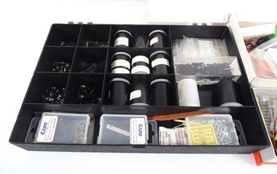 Lot 185 - A selection of N gauge accessories including...