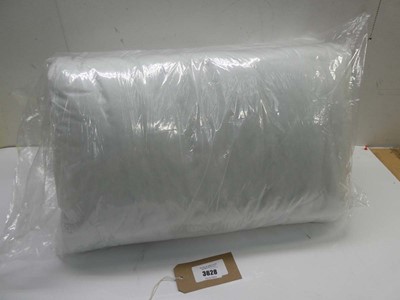 Lot 3628 - Pack of 2 pillows