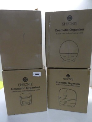 Lot 3633 - 4 cosmetic organizers